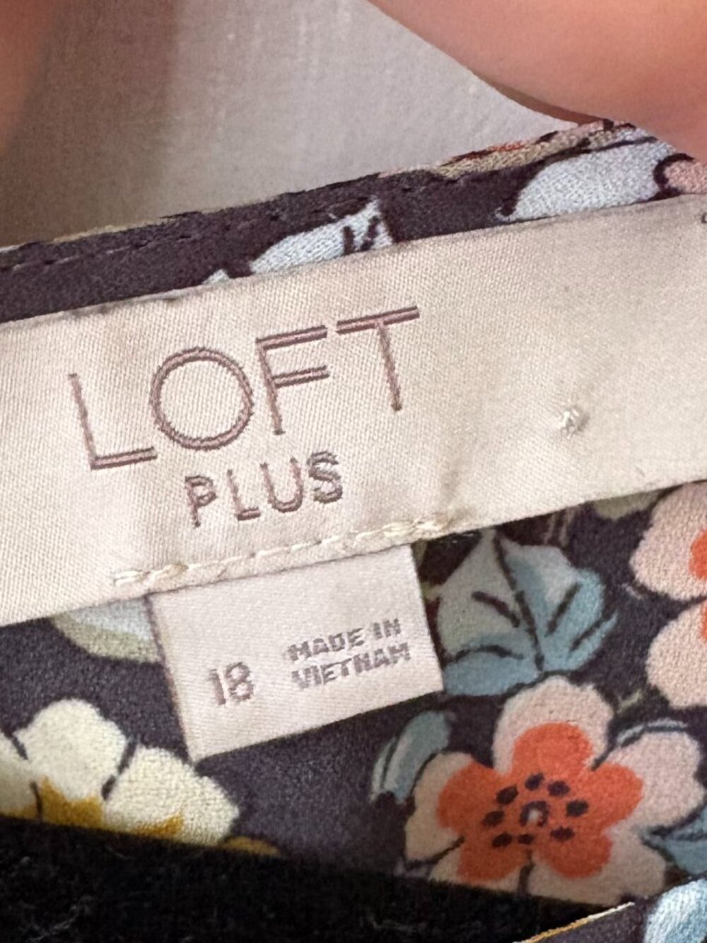 LOFT - Blouse - Thin - Picture 8 of 8